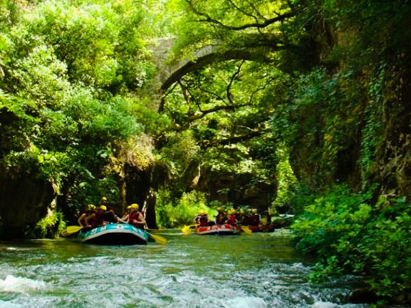rafting λουσιοσ
