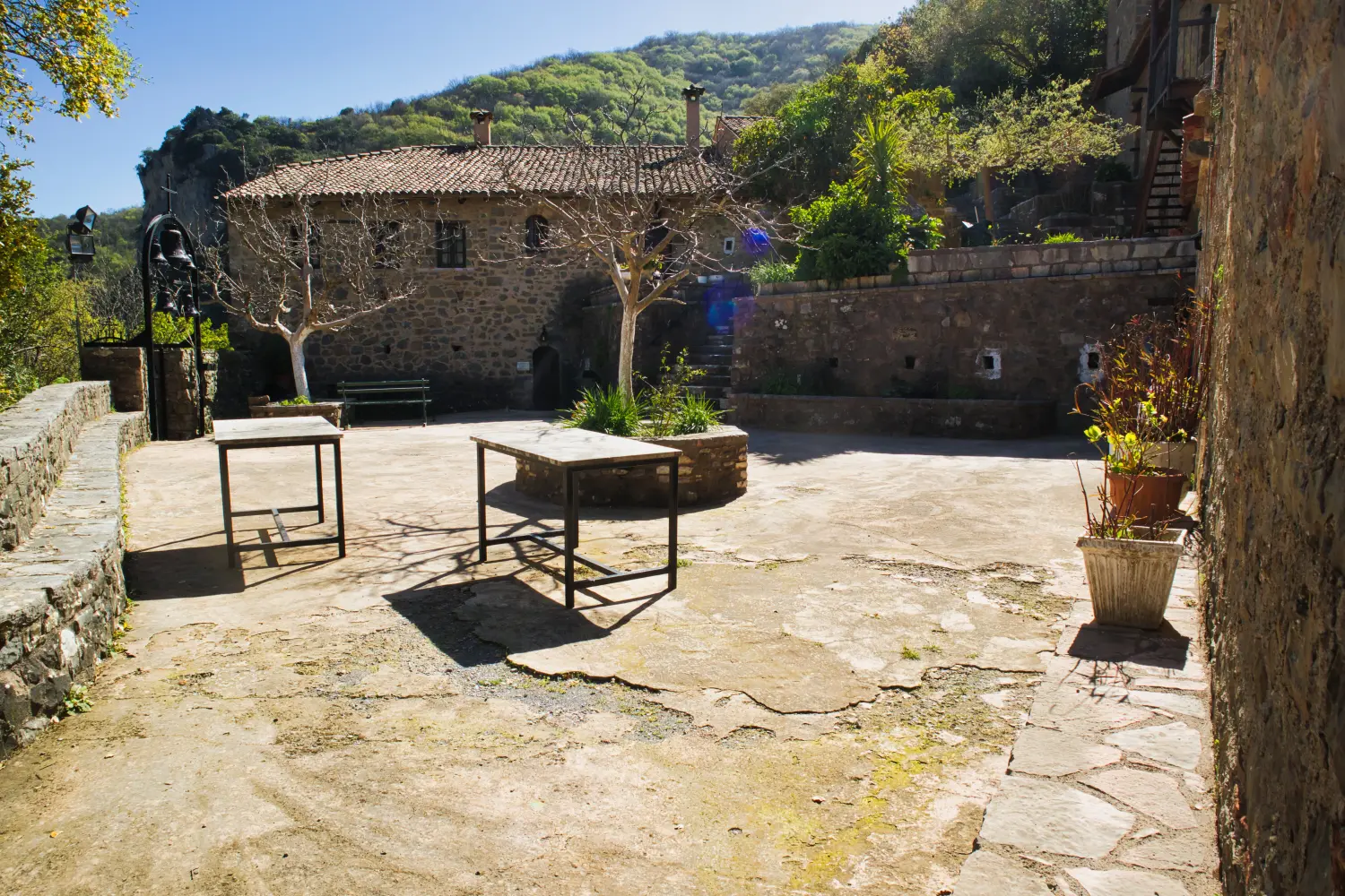 ΜΟΝΗ ΦΙΛΟΣΟΦΟΥ 1